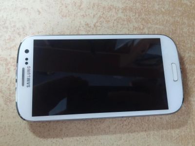 Лот: 4834256. Фото: 1. Samsung Galaxy S3 (i9300) белый. Смартфоны