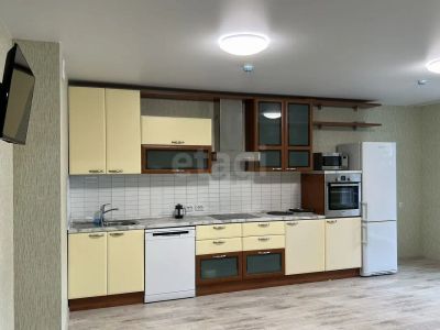 Лот: 25736419. Фото: 1. 3-комн. квартира , Красноярск... Квартиры, студии