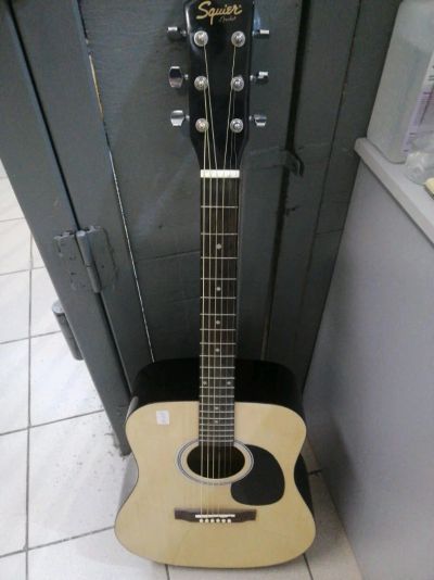 Лот: 18150713. Фото: 1. Акустическая гитара Squier SA-150... Гитары