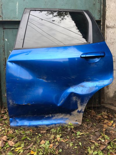 Лот: 20596127. Фото: 1. Дверь задняя левая Honda Fit GD. Кузов