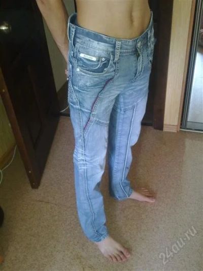 Лот: 1889186. Фото: 1. Джинсы Мужские размер 28. Брюки, джинсы, шорты