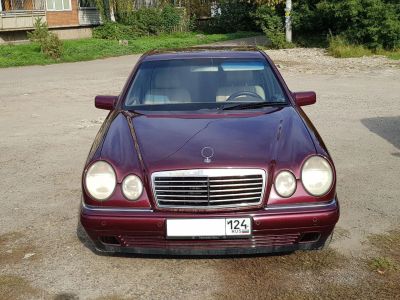 Лот: 10301213. Фото: 1. Mercedes Benz E-230. Автомобили