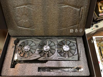 Лот: 17658959. Фото: 1. Rx580. Видеокарты