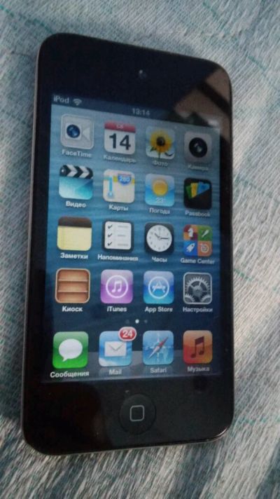 Лот: 8870192. Фото: 1. Ipod touch 4 8gb. Плееры
