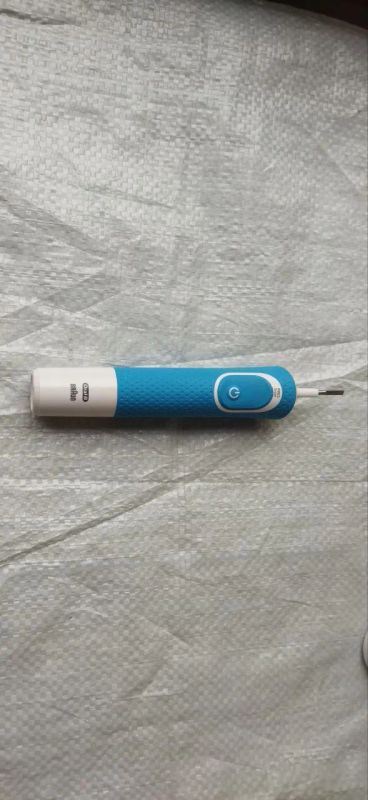 Лот: 20614637. Фото: 1. Зубная щетка Braun Oral-B Vitality... Электрические зубные щетки и ирригаторы