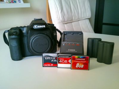 Лот: 3994813. Фото: 1. Canon 40D body + аккумуляторы... Цифровые зеркальные