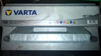 Лот: 25789074. Фото: 1. Аккумулятор 100а/ч VARTA обратная... Аккумуляторы