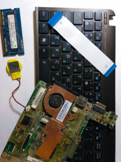 Лот: 10984662. Фото: 1. Asus eee pc 1015pw, на запчасти. Комплекты запчастей