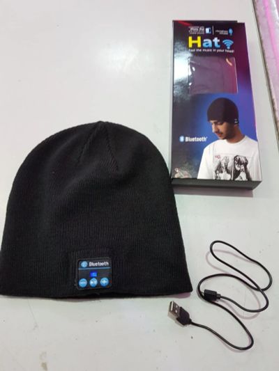 Лот: 10603498. Фото: 1. шапка наушники гарнитура Bluetooth... Красноярск