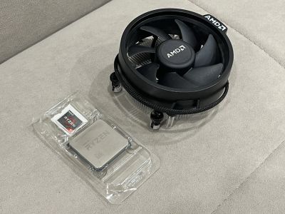 Лот: 20994809. Фото: 1. Ryzen 5 3600 6/12 (4,2 МГц Boost... Процессоры