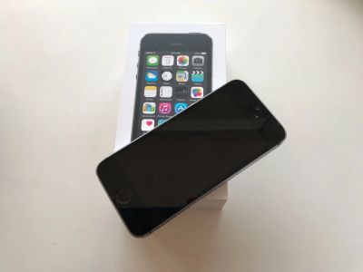 Лот: 15922143. Фото: 1. Apple iPhone 5s 16gb space gray. Смартфоны