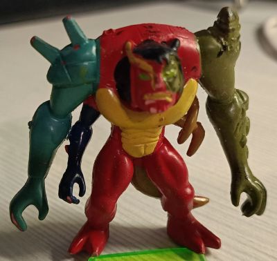 Лот: 21244751. Фото: 1. Ben 10-10. Другое (игрушки)