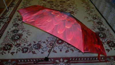 Лот: 5967065. Фото: 1. Зонт компактный красный. Зонты