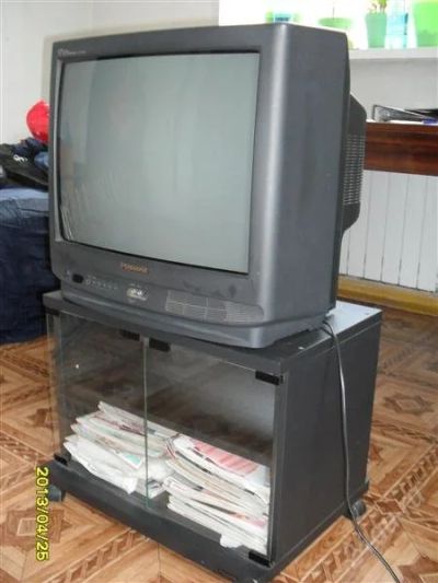 Лот: 2780624. Фото: 1. Цветной телевизор Panasonic TC-21S10R2... Телевизоры
