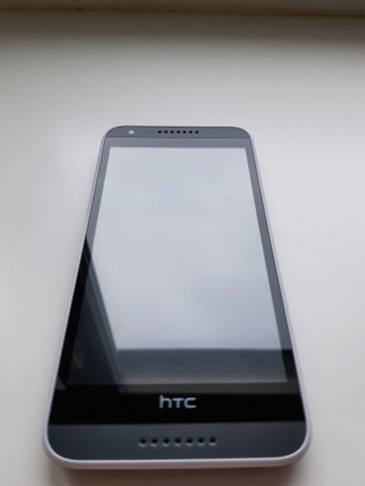 Лот: 15557635. Фото: 1. Смартфон HTC Desire 620G. Смартфоны