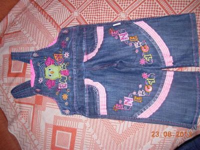 Лот: 2033843. Фото: 1. Джинсовый комбенизон. Брюки, шорты, джинсы
