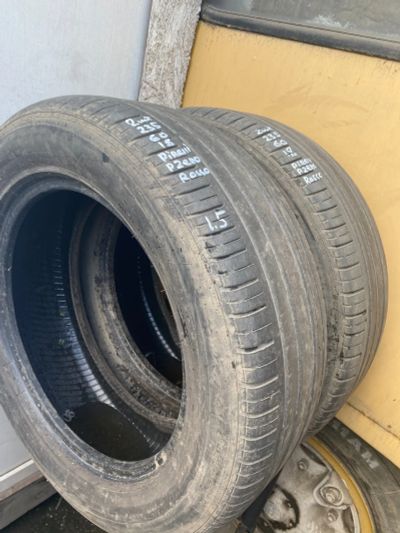 Лот: 22635813. Фото: 1. 2шт. 235-60-18 Pirelli P Zero... Шины