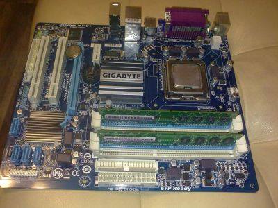 Лот: 6314773. Фото: 1. Gigabyte GA-G41M-Combo+Intel Pentium... Материнские платы