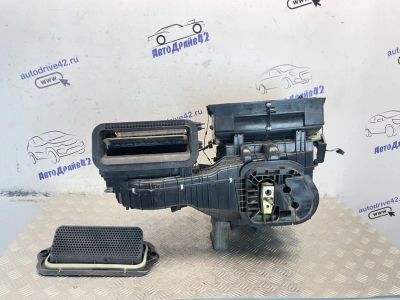 Лот: 25558512. Фото: 1. корпус отопителя Opel Astra J. Другое (автозапчасти)