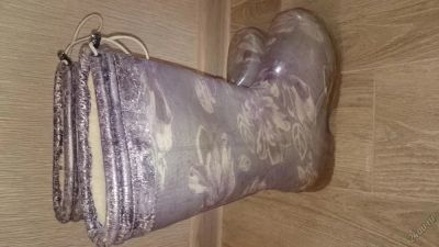 Лот: 5681431. Фото: 1. Резиновые сапоги внутри плотная... Сапоги
