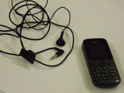 Лот: 12843268. Фото: 1. телефон Nokia 101 RM-769 (самый... Кнопочные мобильные телефоны
