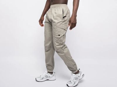Лот: 20873573. Фото: 1. Брюки спортивные Stone Island. Брюки, джинсы, шорты