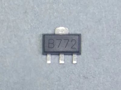 Лот: 18442134. Фото: 1. Транзистор 2SB772 в корпусе SOT-89. Транзисторы