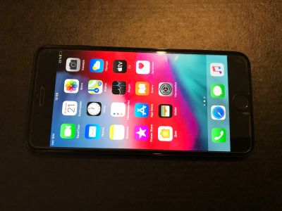 Лот: 15320351. Фото: 1. iPhone 7 Plus 32gb black. Смартфоны