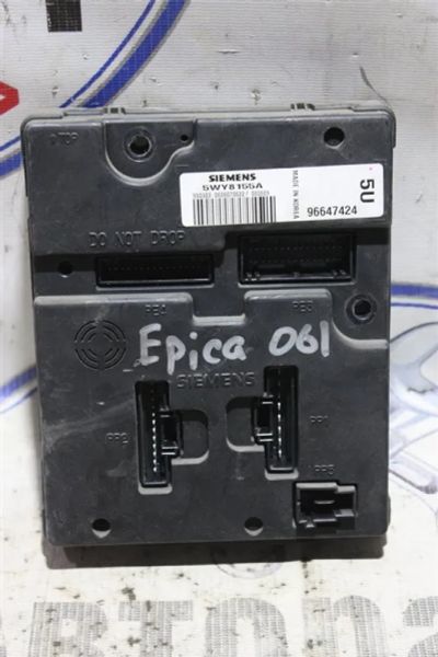 Лот: 21718101. Фото: 1. блок комфорта Chevrolet Epica... Двигатель и элементы двигателя