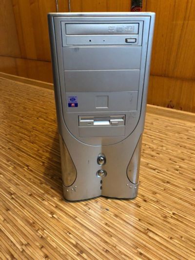 Лот: 11199194. Фото: 1. DualCore AMD Athlon 64 X2.2000MHz... Компьютеры в сборе