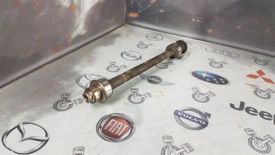 Лот: 23590701. Фото: 1. Вал масляного насоса Audi A4 ANB... Двигатель и элементы двигателя