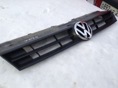 Лот: 7021121. Фото: 1. Решетка радиатора VW Polo. Кузов