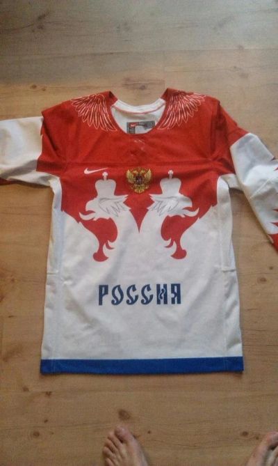 Лот: 8848803. Фото: 1. хоккейный свитер нашей олимпийской... Спортивная символика и атрибутика