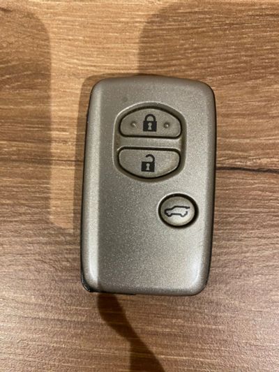 Лот: 25340434. Фото: 1. Оригинальный Ключ Toyota PRADO. Электрооборудование