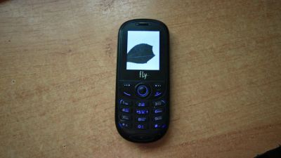 Лот: 8090612. Фото: 1. Телефон Fly DS103 с РУБЛЯ!. Кнопочные мобильные телефоны