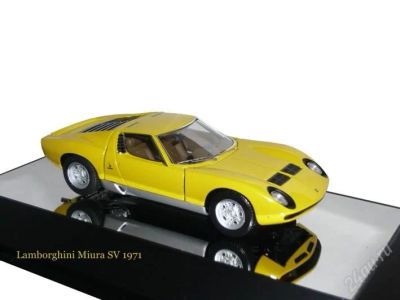 Лот: 1563948. Фото: 1. Autoart Lamborghini Miura 1:43. Автомоделизм