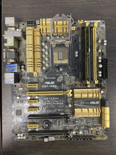 Лот: 24568649. Фото: 1. Материнская плата asus Z87-pro. Материнские платы