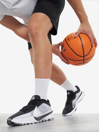 Лот: 24286752. Фото: 1. Кроссовки мужские Nike Giannis... Кеды, кроссовки, слипоны