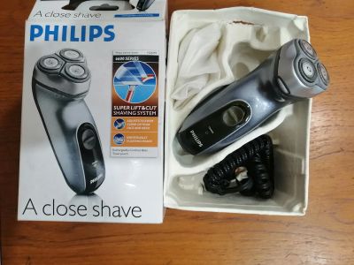 Лот: 25037062. Фото: 1. Бритва аккумуляторная Philips... Укладка и стрижка волос, бритьё, эпиляция