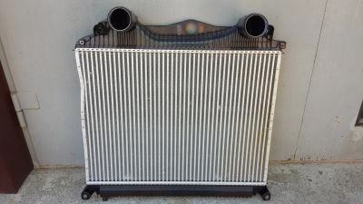 Лот: 17697673. Фото: 1. Интеркулер man tga tgx 81061300231. Двигатель и элементы двигателя