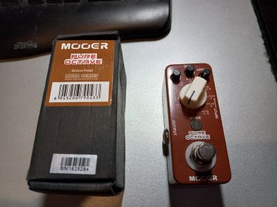 Лот: 17746911. Фото: 1. Mooer Pure Octave. Гитарные эффекты и комбоусилители