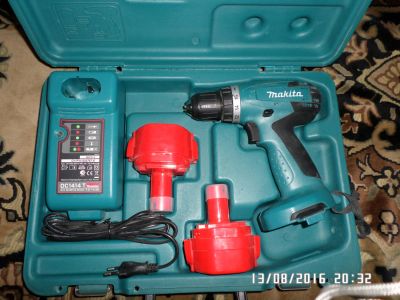 Лот: 7999526. Фото: 1. Шуруповёрт Makita 14,4 V. Электроинструмент