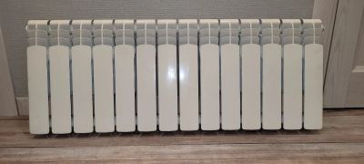 Лот: 25804982. Фото: 1. Радиатор отопления 350/14. Радиаторы отопления, полотенцесушители