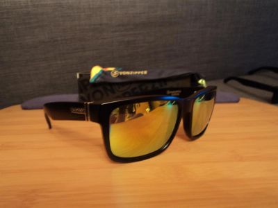 Лот: 3860885. Фото: 1. Очки солнцезащитные VonZipper... Очки солнцезащитные