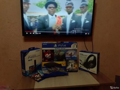 Лот: 16703840. Фото: 1. PS4 Slim 1Tb + 63 игры + подписка... Игровые приставки, консоли