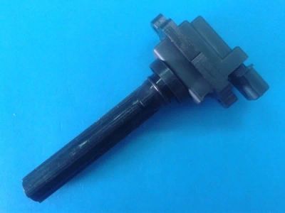 Лот: 8104953. Фото: 1. Катушка зажигания Suzuki J20A... Электрооборудование