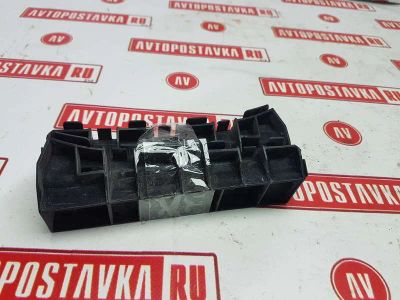 Лот: 20899435. Фото: 1. Клипса бампера Honda Stepwagon... Кузов