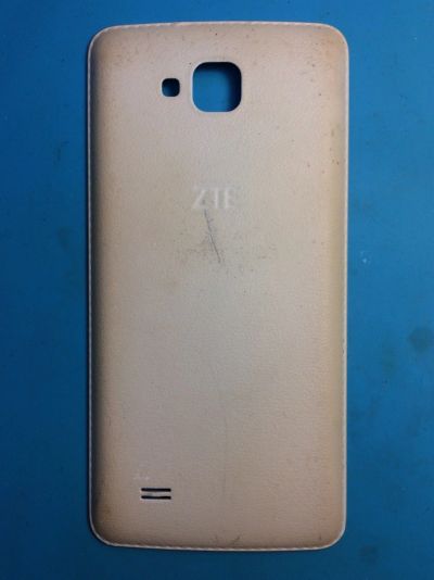 Лот: 14972770. Фото: 1. Задняя крышка / Телефон ZTE Blade... Другое (запчасти, оборудование)