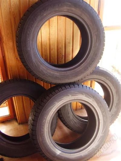 Лот: 1199215. Фото: 1. Зимняя резина Toyo 215/70 R16. Шины