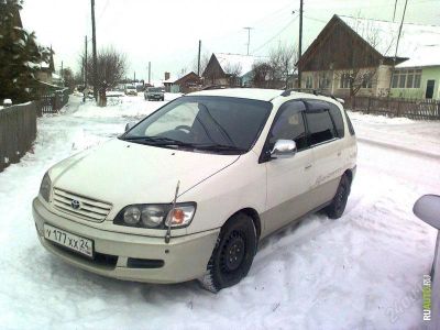 Лот: 1450040. Фото: 1. Продажа Toyota Ipsum, Железногорск. Автомобили